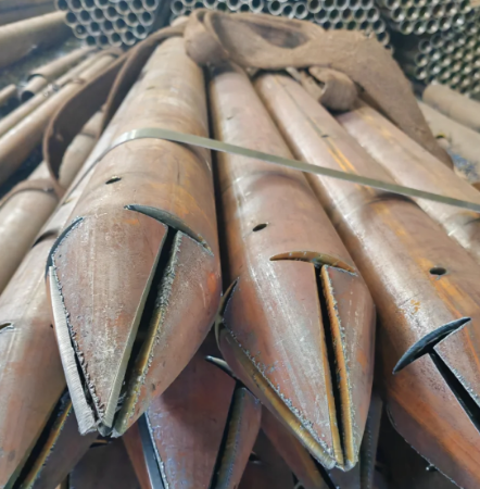 渝北出尖打孔加工无缝注浆钢花管注浆管厂家
